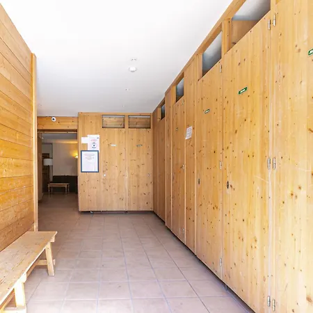 4 Pieces Au Centre Du Village - Proche Pistes, Wi-fi, Parking, Balcon - Fr-1-437-24 La Clusaz